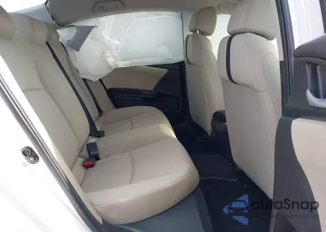 2016 Honda Civic Lx z USA, uszkodzony, nr VIN 19XFC2F57GE076381